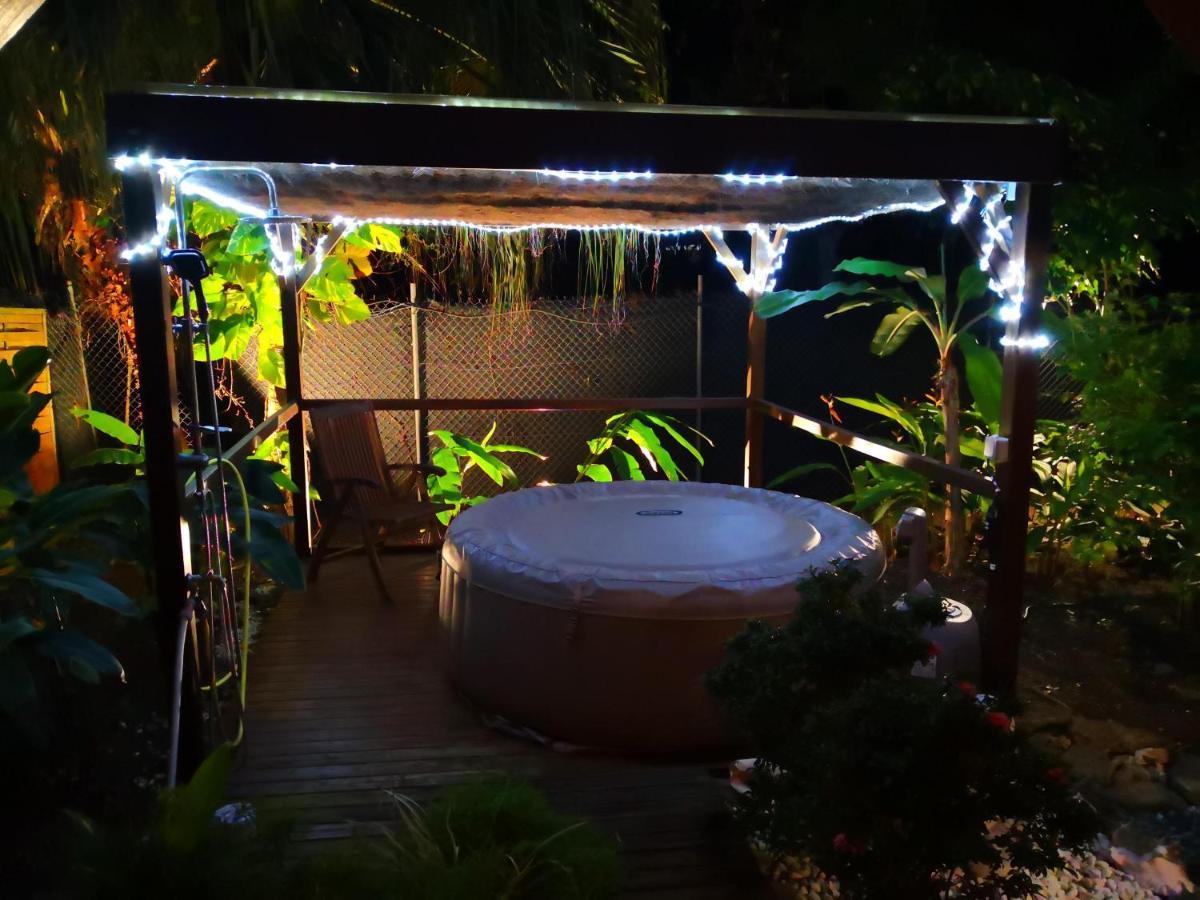 Villa Kaz Créole Jardin et Jacuzzi Privés Saint-Francois  Esterno foto