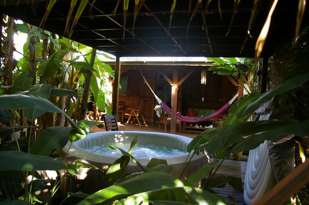 Villa Kaz Créole Jardin et Jacuzzi Privés Saint-Francois  Esterno foto